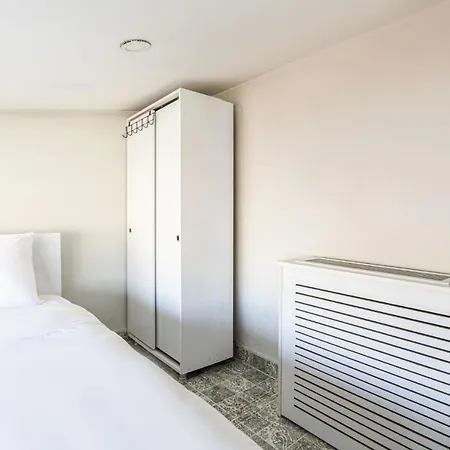 Centrally Located Studio In Beyoglu Apartment